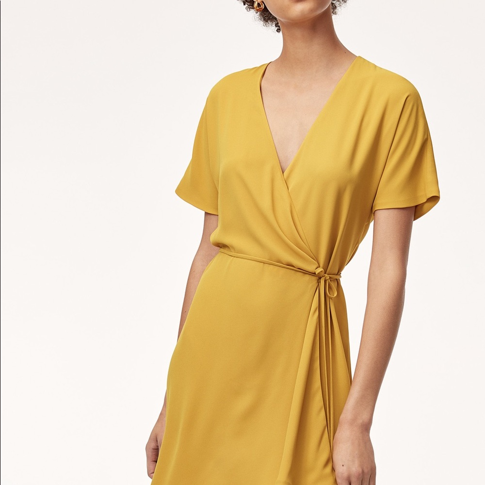 Aritzia Babaton Wallace Wrap Dress in Navy Blue